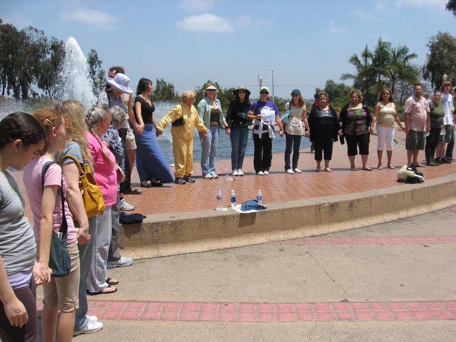 23 - 101231 - May 11 - Standing Women in Balboa Park San Diego - 